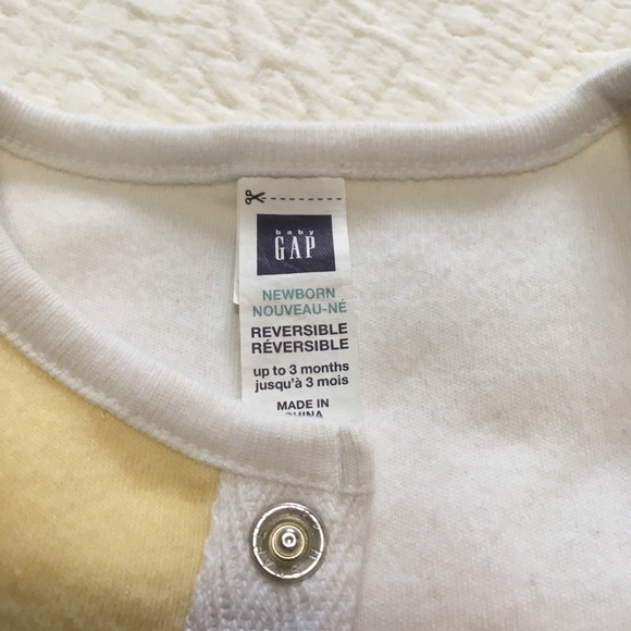 NB (5/$20) Reversible Light Jacket by Gap - Picture 5 of 7